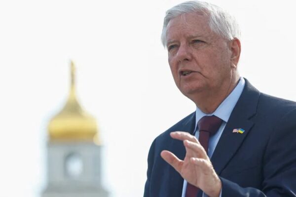Смерть Ліндсі Грема: що відомо зі слів експертів та офіційних осіб