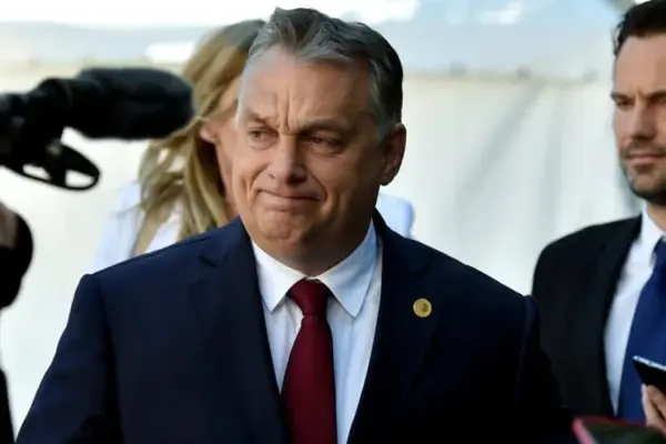 Політичний контекст обшуків у «Фідес»: від поразки Орбана до справи NKA