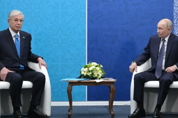 Токаєв і путін в Омську: ролі учасників і ключові заяви