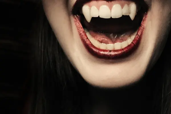 У Нью-Форесті затримали чоловіка, який вірив, що пиття крові зробить його вампіром