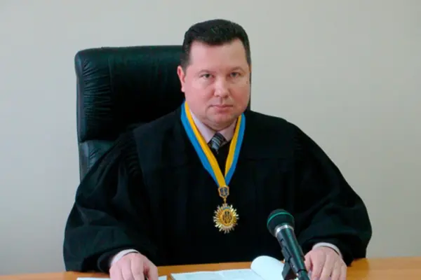 ВАКС оголосив вирок: колишній суддя з Одещини Добров отримав 7 років за хабар