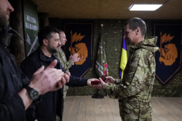 Зеленський зустрівся з командирами 66-ї бригади та провів нараду на Лиманському напрямку