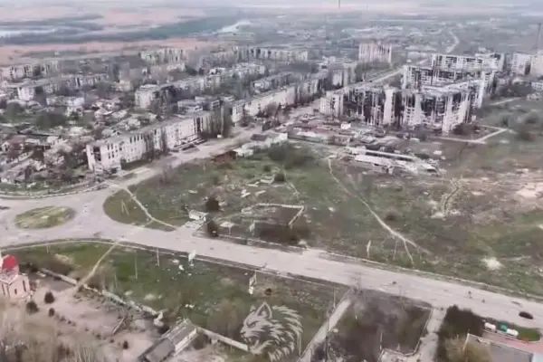 Російські військові дотримуються режиму тиші в районі гуманітарної місії в Олешках